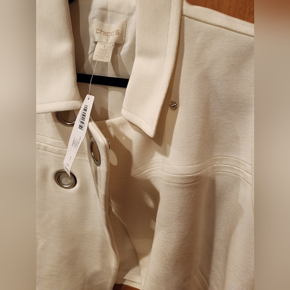 Chico's NWT Cropped Coat Blazer Alabaster Color, Jacket. Size 1 (8-10 Medium) - Picture 7 of 8
